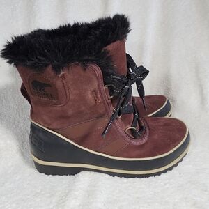 Sorel Women's Dark Red Winter Boots